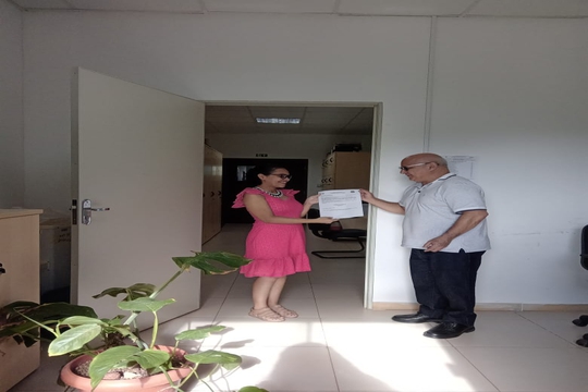 Neste mês de junho estão sendo contratados (as) os Professores Ma. Luanna Cardoso Oliveira, pertencente ao povo Arapiun, e o Me. Raimundo Abimael Ferreira dos Santos, pertencente ao povo Munduruku.